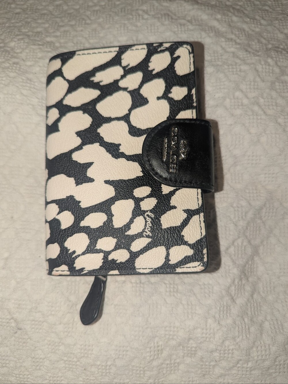 Coach Medium Zip Wallet With Leopard Print